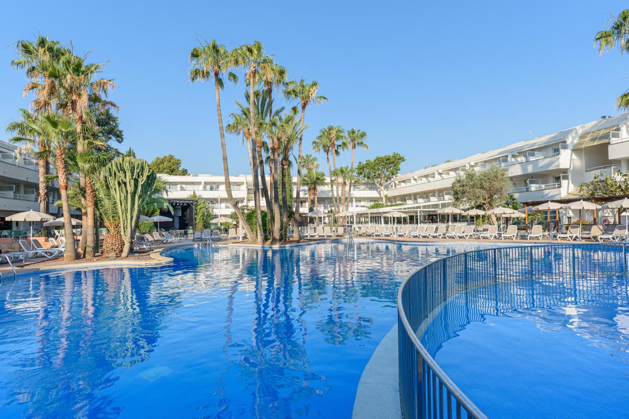 Готель Fergus Club Palmanova Park Екстер'єр фото